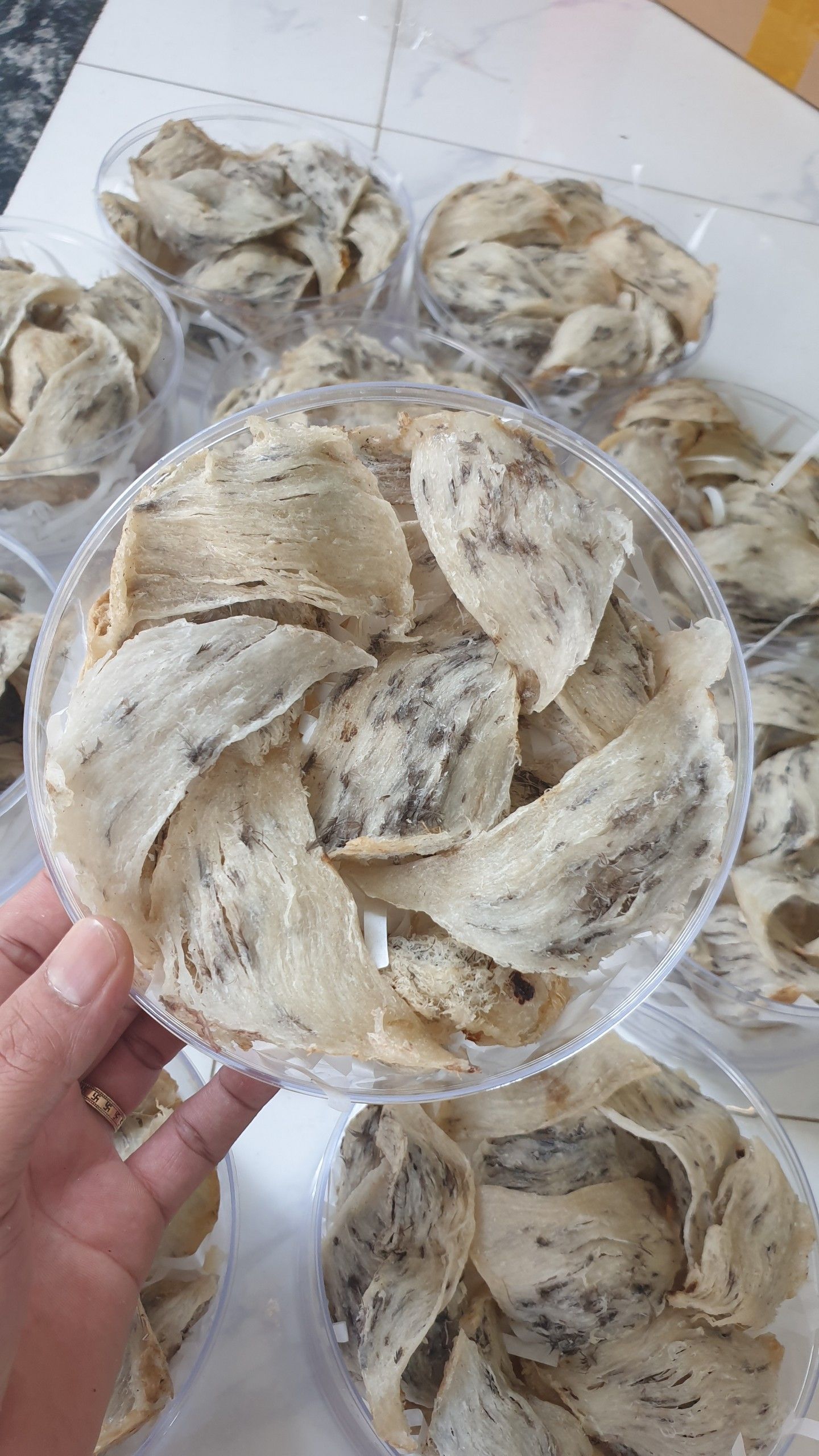 TỔ YẾN THÔ LOẠI 3 - Hộp 50 & 100 GR